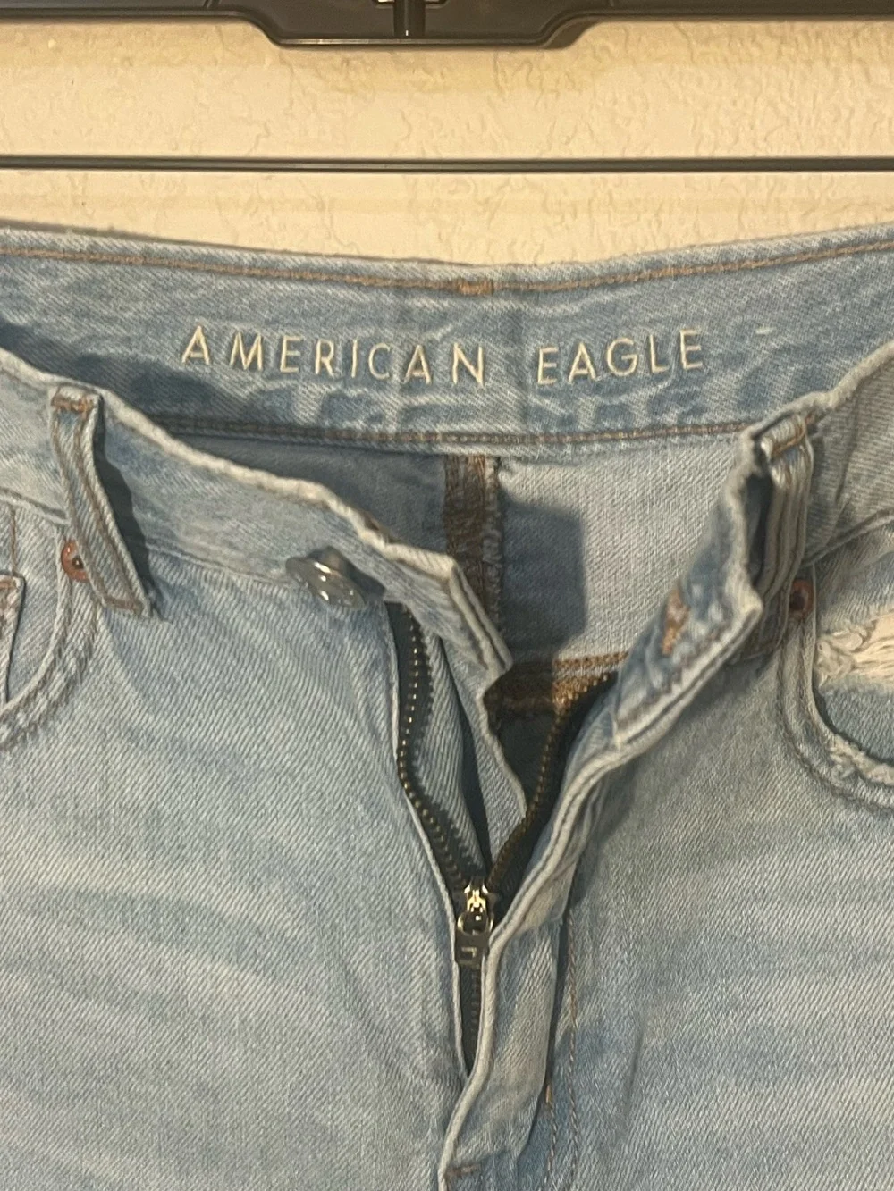 American Eagle Women’s Light Wash Denim Shorts